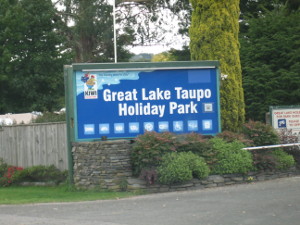 Great-Lake-Taupo-Holiday-Park-01.JPG